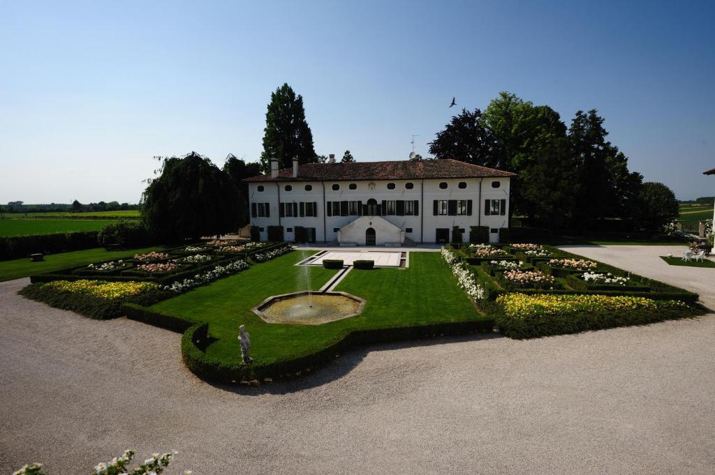 Gasthaus Borgo Dei Conti Della Torre Morsano al Tagliamento Exterior foto